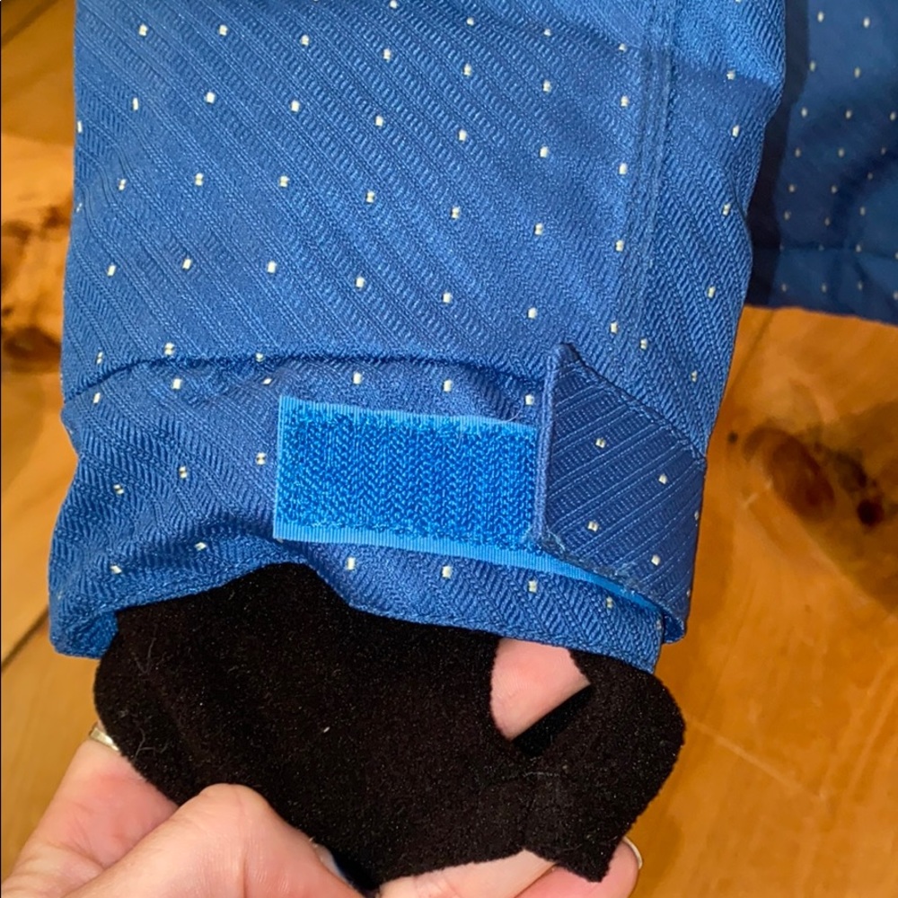 Ski Jacket - Picture 3 of 4